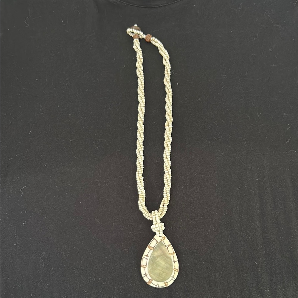 Elegant Beaded Necklace with Teardrop Pendant